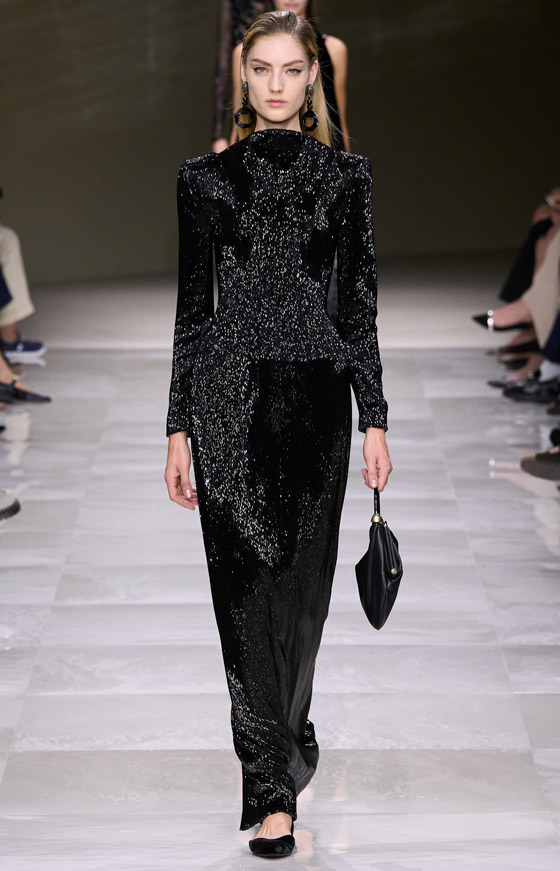 بالصور: فساتين سواريه محجبات موضة شتاء 2025 صورة رقم 1 بالصور: فساتين سواريه محجبات موضة شتاء 2025 صورة رقم 1