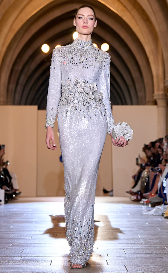 بالصور: فساتين سواريه محجبات موضة شتاء 2025 صورة رقم 4 بالصور: فساتين سواريه محجبات موضة شتاء 2025 صورة رقم 4