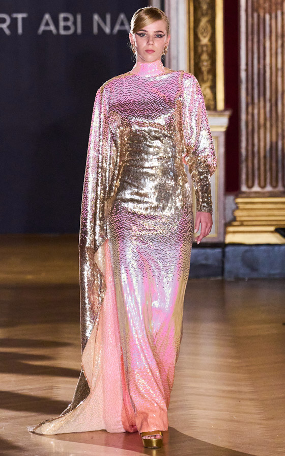 بالصور: فساتين سواريه محجبات موضة شتاء 2025 صورة رقم 7 بالصور: فساتين سواريه محجبات موضة شتاء 2025 صورة رقم 7