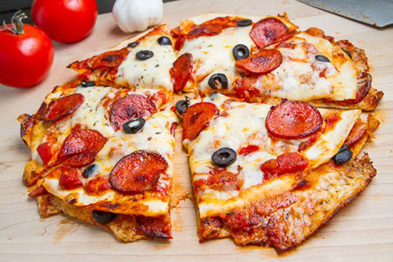 إليكم طريقة تحضير بيتزا الكاساديا الشهية بـ5 دقائق صورة رقم 4 إليكم طريقة تحضير بيتزا الكاساديا الشهية بـ5 دقائق صورة رقم 4