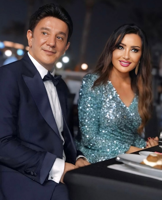 لطيفة التونسية تتعثر على المسرح مما كشفها وأحرجها: هل تغني بلاي باك؟ صورة رقم 4