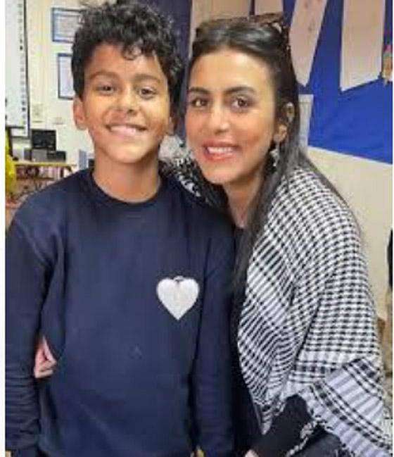 هاجر الشرنوبي لمنتقدي صور قبلتها لنجلها على الفم: في قلوبهم مرض فليذهبوا للعلاج!  صورة رقم 7