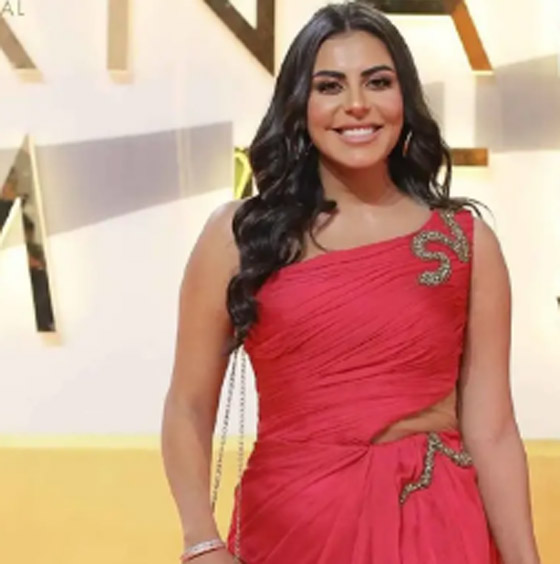 هاجر الشرنوبي لمنتقدي صور قبلتها لنجلها على الفم: في قلوبهم مرض فليذهبوا للعلاج!  صورة رقم 10