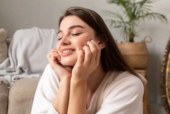 تعرفوا إلى صيحات العناية بالبشرة والشعر الأكثر رواجا عام 2024 صورة رقم 1 تعرفوا إلى صيحات العناية بالبشرة والشعر الأكثر رواجا عام 2024 صورة رقم 1