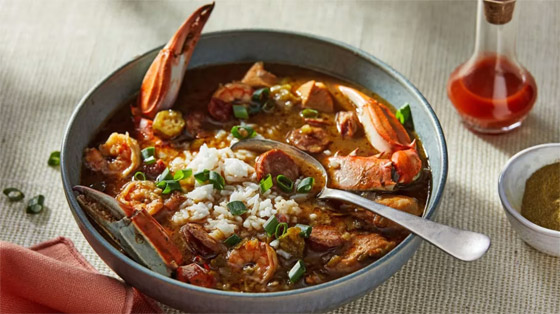 القرفة، اليانسون والزنجبيل.. 10 من أشهى وأفضل أطباق الحساء بالعالم صورة رقم 6 القرفة، اليانسون والزنجبيل.. 10 من أشهى وأفضل أطباق الحساء بالعالم صورة رقم 6