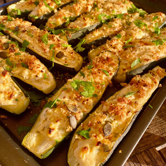 إليكم وصفة كوسا محشوة بالتونا.. تجربة جديدة لذيذة صورة رقم 5