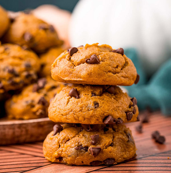 إليكم طريقة تحضير كوكيز اليقطين برقائق الشوكولاتة الطيبة صورة رقم 6