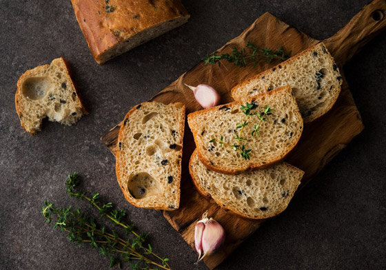 إليكم وصفة خبز الزعتر المقرمش اللذيذ صورة رقم 7