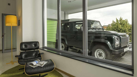 في ألمانيا.. هذا الفندق يسمح للضيوف بركن سيارتهم بجوار السرير! صورة رقم 13 في ألمانيا.. هذا الفندق يسمح للضيوف بركن سيارتهم بجوار السرير! صورة رقم 13