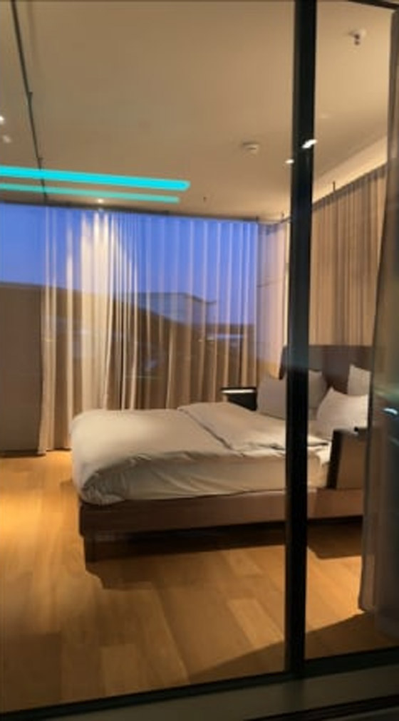 في ألمانيا.. هذا الفندق يسمح للضيوف بركن سيارتهم بجوار السرير! صورة رقم 5 في ألمانيا.. هذا الفندق يسمح للضيوف بركن سيارتهم بجوار السرير! صورة رقم 5