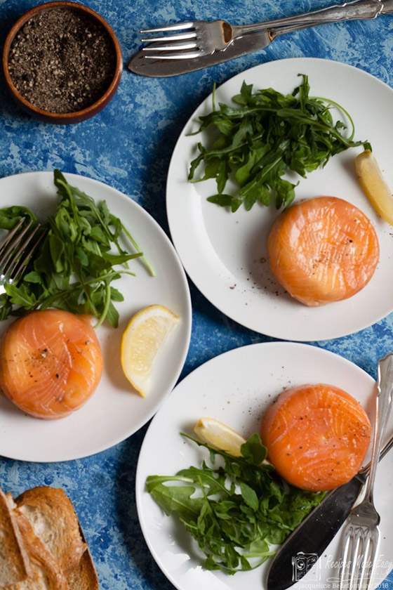 إليكم وصفة طبق السلمون المدخن والجبن الكريمي في دقائق صورة رقم 2