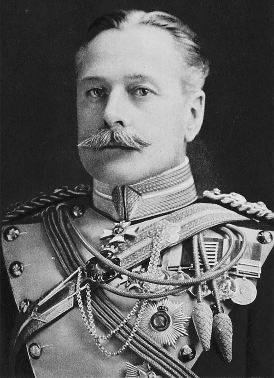 أسوأ قائد عسكري بالتاريخ.. خسر 700 ألف جندي بأشهر بسبب خططه صورة رقم 4 أسوأ قائد عسكري بالتاريخ.. خسر 700 ألف جندي بأشهر بسبب خططه صورة رقم 4