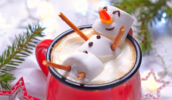 وصفة مشروب رجل الثلج.. شوكولاتة ساخنة مع حلوى الخطمي صورة رقم 4 وصفة مشروب رجل الثلج.. شوكولاتة ساخنة مع حلوى الخطمي صورة رقم 4