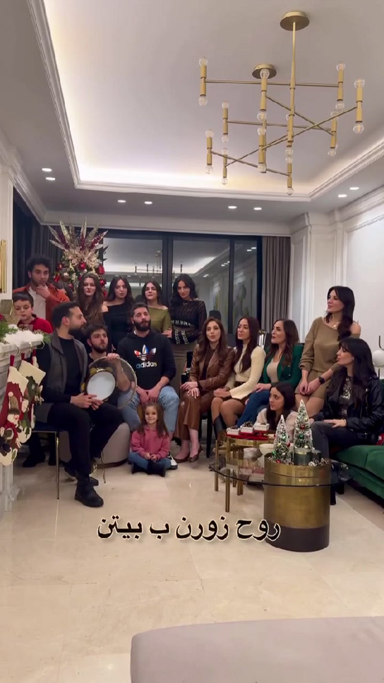 بعد (ليلة عيد)، عائلة (نعمة) الفنية في اغنية جديدة بمناسبة عيد الميلاد المجيد.. صورة رقم 1