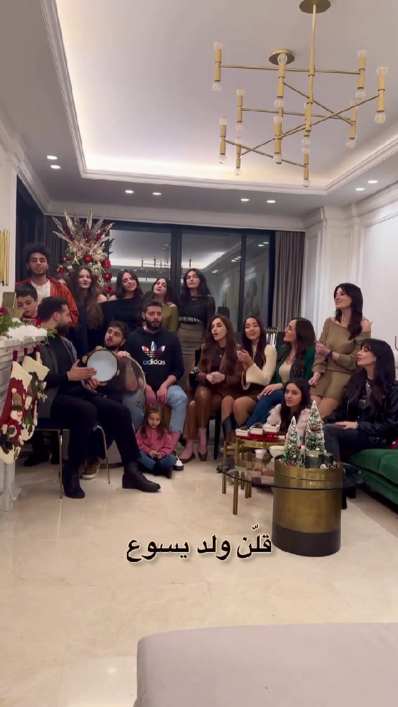 بعد (ليلة عيد)، عائلة (نعمة) الفنية في اغنية جديدة بمناسبة عيد الميلاد المجيد.. صورة رقم 6