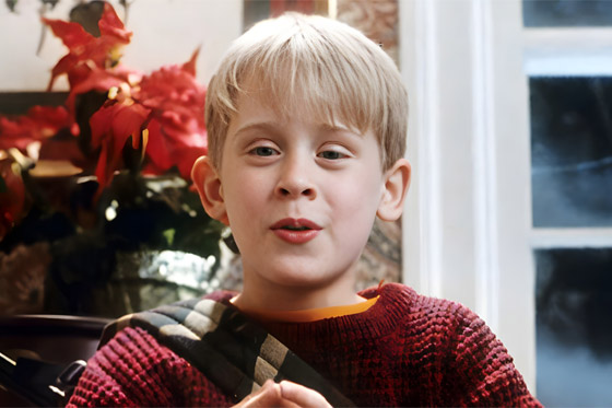 صورة رقم 3 - قصص مثيرة لأشهر نجوم أفلام الكريسماس.. الجانب المظلم والتدهور والمعاناة صورة رقم 3 - قصص مثيرة لأشهر نجوم أفلام الكريسماس.. الجانب المظلم والتدهور والمعاناة