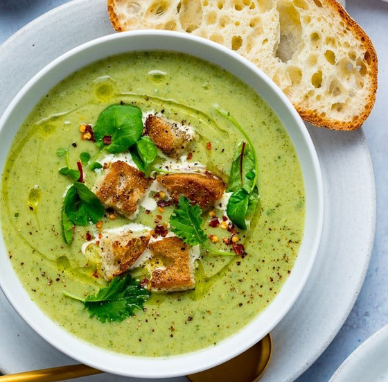 إليكم وصفة حساء البروكلي وجبن الشيدر.. مذاق غني وسلس صورة رقم 5 إليكم وصفة حساء البروكلي وجبن الشيدر.. مذاق غني وسلس صورة رقم 5