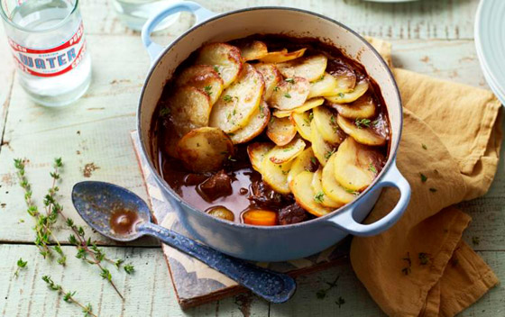 إليكم طريقة تحضير قدر لحم البقر والخضروات.. لعشاق البرد صورة رقم 3 إليكم طريقة تحضير قدر لحم البقر والخضروات.. لعشاق البرد صورة رقم 3