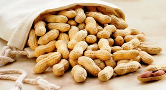 احتفل بصحة.. فوائد الفول السودانى سناك احتفالات رأس السنة 2025 صورة رقم 5