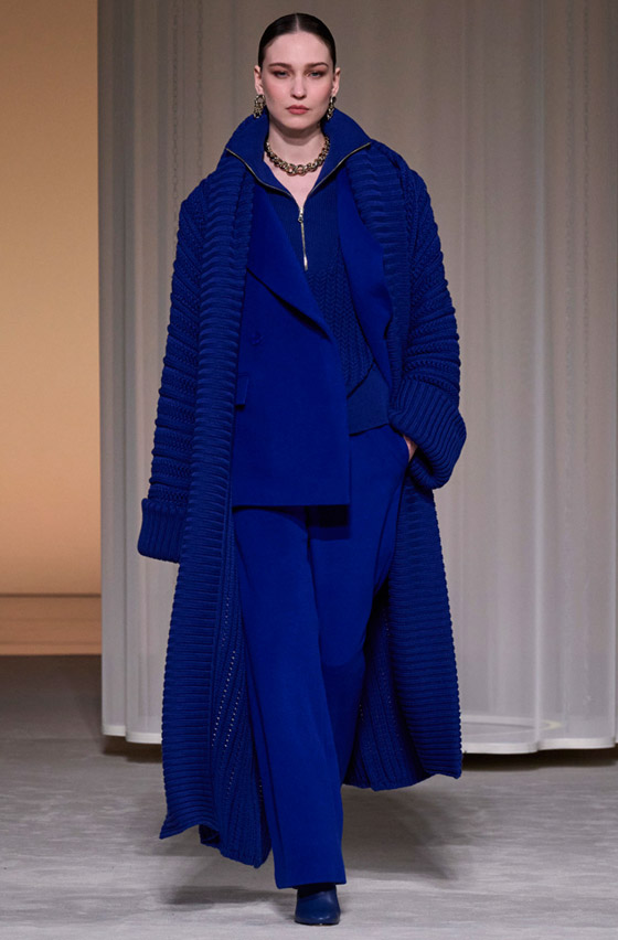 صورة رقم 5 - الدليل الكامل للألوان التي يجب ارتداؤها في العام الجديد ومعانيها (صور) صورة رقم 5 - الدليل الكامل للألوان التي يجب ارتداؤها في العام الجديد ومعانيها (صور)