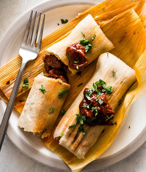 تتناولها شعوب العالم ليلة رأس السنة.. 9 أكلات تجلب الحظ والرخاء في 2025 صورة رقم 3