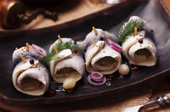 تتناولها شعوب العالم ليلة رأس السنة.. 9 أكلات تجلب الحظ والرخاء في 2025 صورة رقم 8