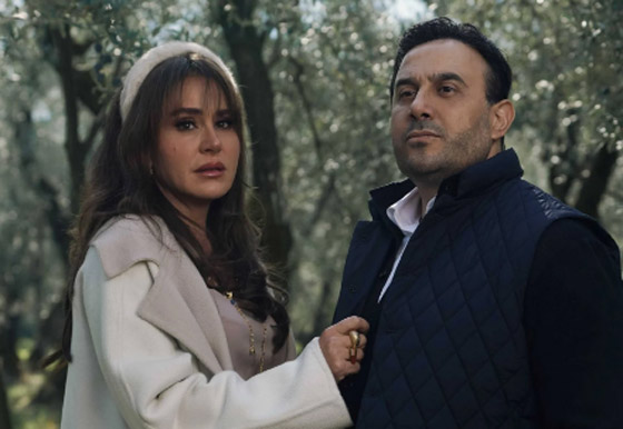 قصي خولي في وصلة رقص مع زميلته في كواليس مسلسل القدر صورة رقم 1