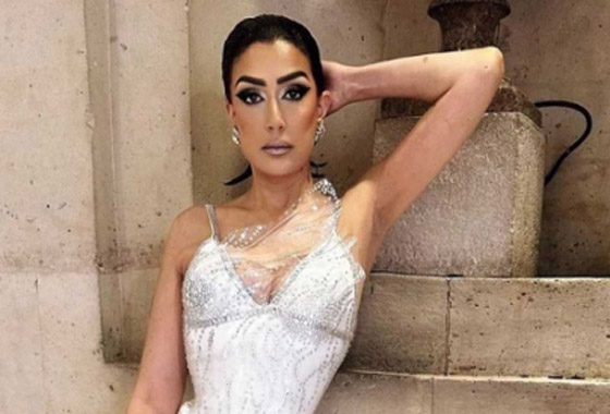 غادة عبدالرازق تشارك جمهورها بجلسة تصوير قديمة عمرها 16 عامًا! فستان وردي جرئ! صورة رقم 3