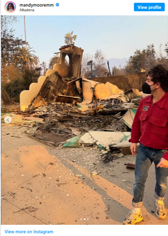 صور صادمة ولا بالخيال! منازل نجوم ومشاهير لوس أنجلوس احترقت وتحولت لرماد! صورة رقم 15