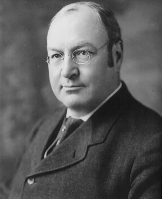 بهذا العام.. أزالت واشنطن 58 ألف طن من الثلوج لإنجاح حفل التنصيب صورة رقم 1