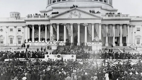 بهذا العام.. أزالت واشنطن 58 ألف طن من الثلوج لإنجاح حفل التنصيب صورة رقم 5