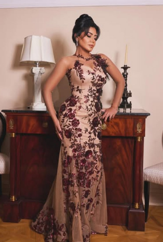 رانيا يوسف تكشف اسرار طفولتها: كنت أزوغ للديسكو مع زميلاتي واقول لوالدي إني في الدرس! صورة رقم 5