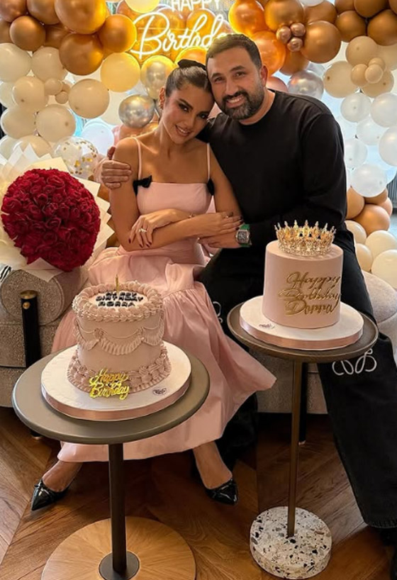 درة تحتفل بعيد ميلادها الـ 45 بإطلالة مميزة وزوجها يشاركها اللحظات الرومانسية صورة رقم 9