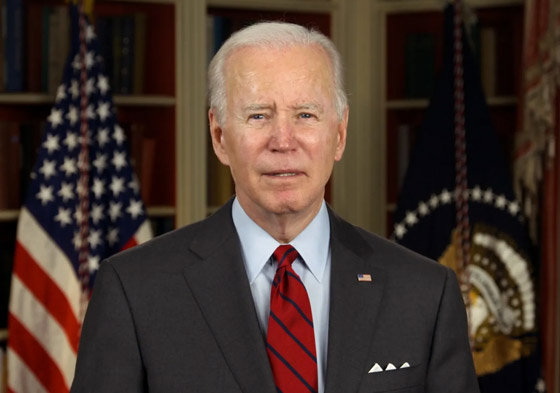 آخر صورة سيلفي للرئيس الأمريكي بايدن قبل مغادرة البيت الأبيض صورة رقم 5 آخر صورة سيلفي للرئيس الأمريكي بايدن قبل مغادرة البيت الأبيض صورة رقم 5