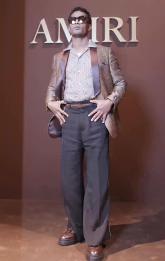 محمد رمضان يشارك في عرض ازياء في فرنسا.. صورة رقم 2