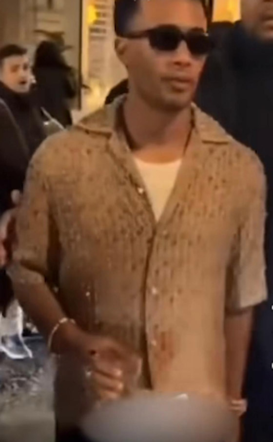 تسريب فيديو محمد رمضان يخرج من ملهى ليلي في باريس مترنحا يحمل كأساً في يده! صورة رقم 2