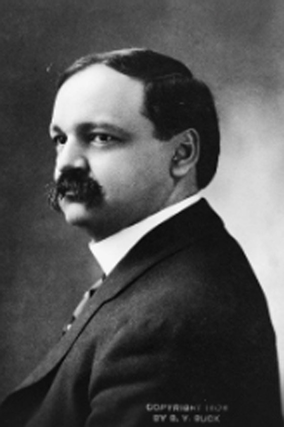 تعرف على أول شخص من السكان الأصليين التحق بالكونغرس صورة رقم 2