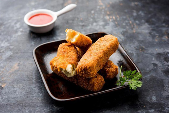 إليكم طريقة تحضير أصابع جبنة الحلوم المقرمشة الشهية صورة رقم 1 إليكم طريقة تحضير أصابع جبنة الحلوم المقرمشة الشهية صورة رقم 1