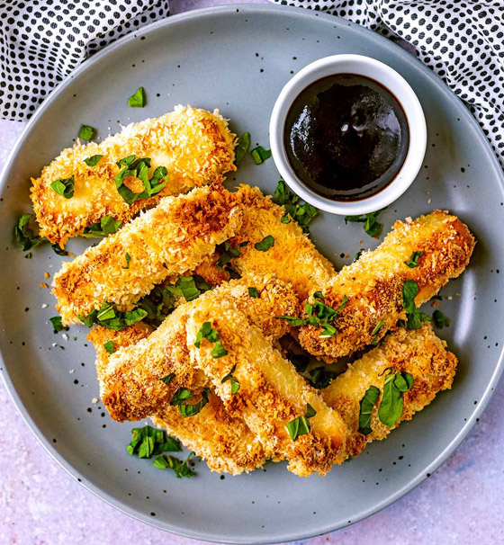 إليكم طريقة تحضير أصابع جبنة الحلوم المقرمشة الشهية صورة رقم 4 إليكم طريقة تحضير أصابع جبنة الحلوم المقرمشة الشهية صورة رقم 4