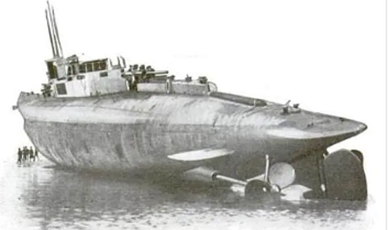 بهذا العام.. غرقت غواصات بريطانيا بسبب الضباب صورة رقم 4