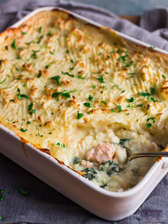 إليكم طريقة تحضير فطيرة السمك الكريمية.. ألذ وأسهل وصفة صورة رقم 3