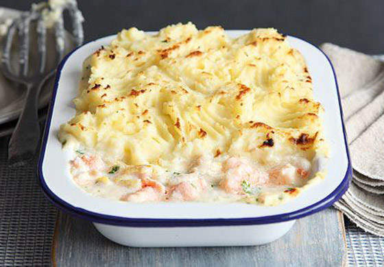 إليكم طريقة تحضير فطيرة السمك الكريمية.. ألذ وأسهل وصفة صورة رقم 5