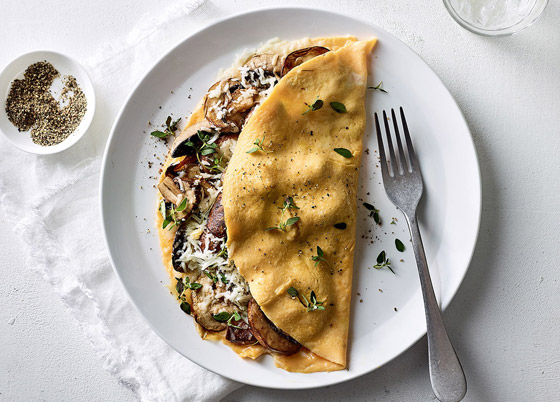 وصفة عجة الفطر مع جبن الماعز والزعتر.. تستحق الاستيقاظ من أجلها صورة رقم 1