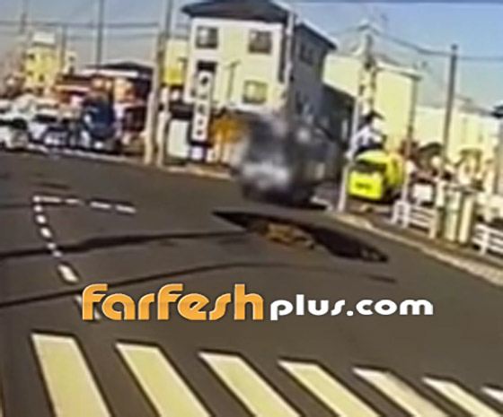 فيديو: بالوعة أرضية تبتلع شاحنة وسائقها في ثانيتين في اليابان صورة رقم 1