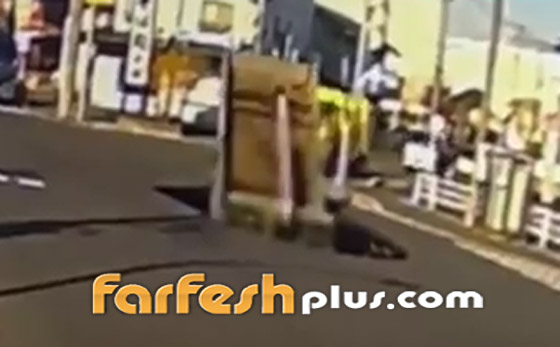 فيديو: بالوعة أرضية تبتلع شاحنة وسائقها في ثانيتين في اليابان صورة رقم 4