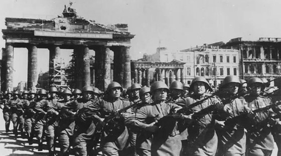 بعد انقسام استمر 45 سنة.. هذه الاتفاقية وحّدت ألمانيا صورة رقم 1