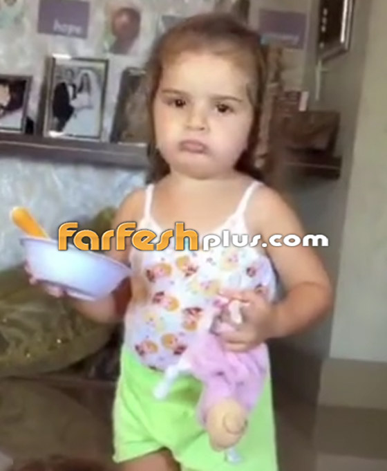 نادين نسيب نجيم تفاجئ جمهورها وتنشر فيديو قديم لطفليها مع تعليق طريف صورة رقم 3