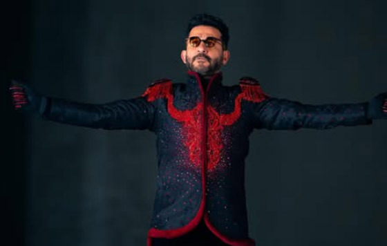 اتهام أحمد حلمي بالإساءة للمصريين بسبب نكتة في مسرحية!  صورة رقم 7