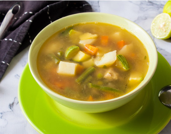 3 فوائد أقل شهرة لتناول المرق الدافئ في الشتاء صورة رقم 4