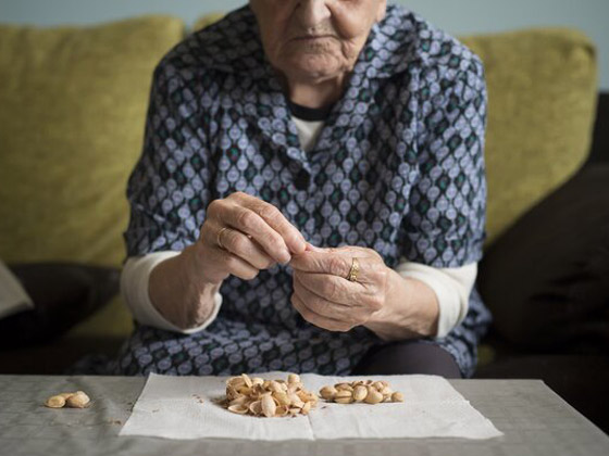 علميا.. هذا أفضل نوع من المكسرات لمكافحة الشيخوخة صورة رقم 5